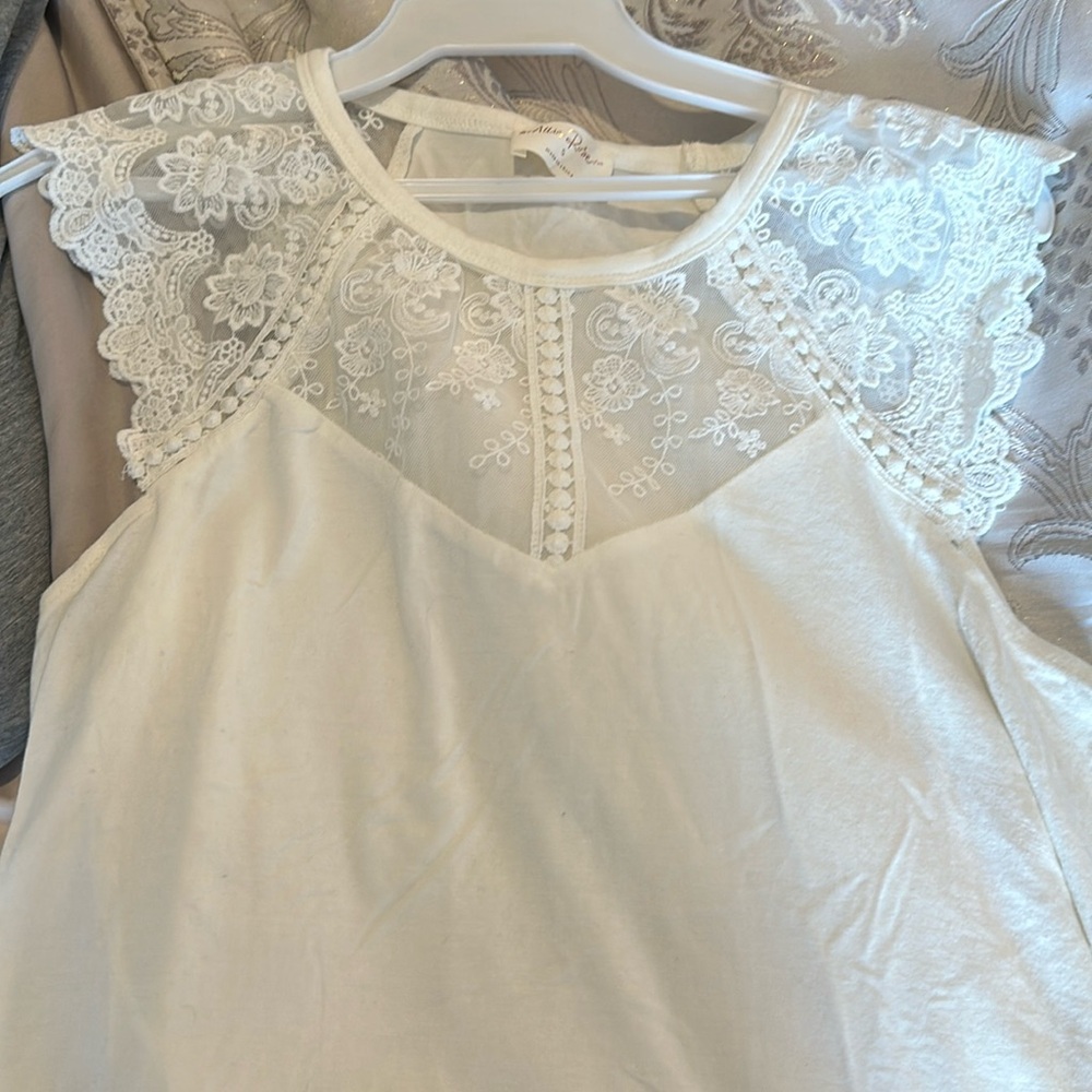 Allie Rose blouse new without tags